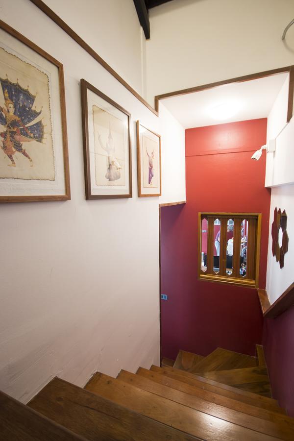Tawan Bed Club Hostel Chiang Mai Luaran gambar