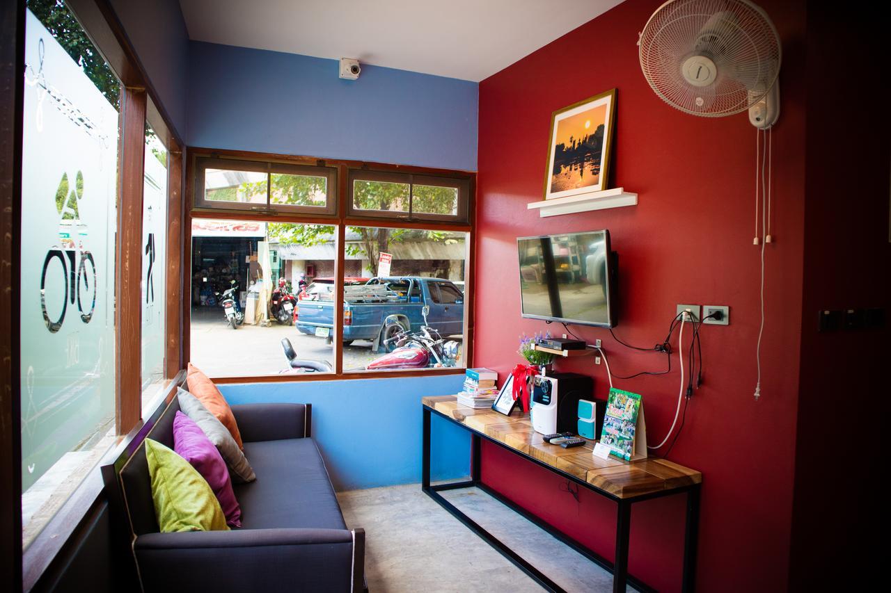 Tawan Bed Club Hostel Chiang Mai Luaran gambar