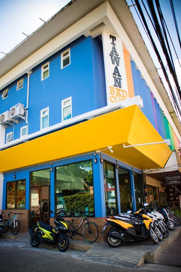 Tawan Bed Club Hostel Chiang Mai Luaran gambar